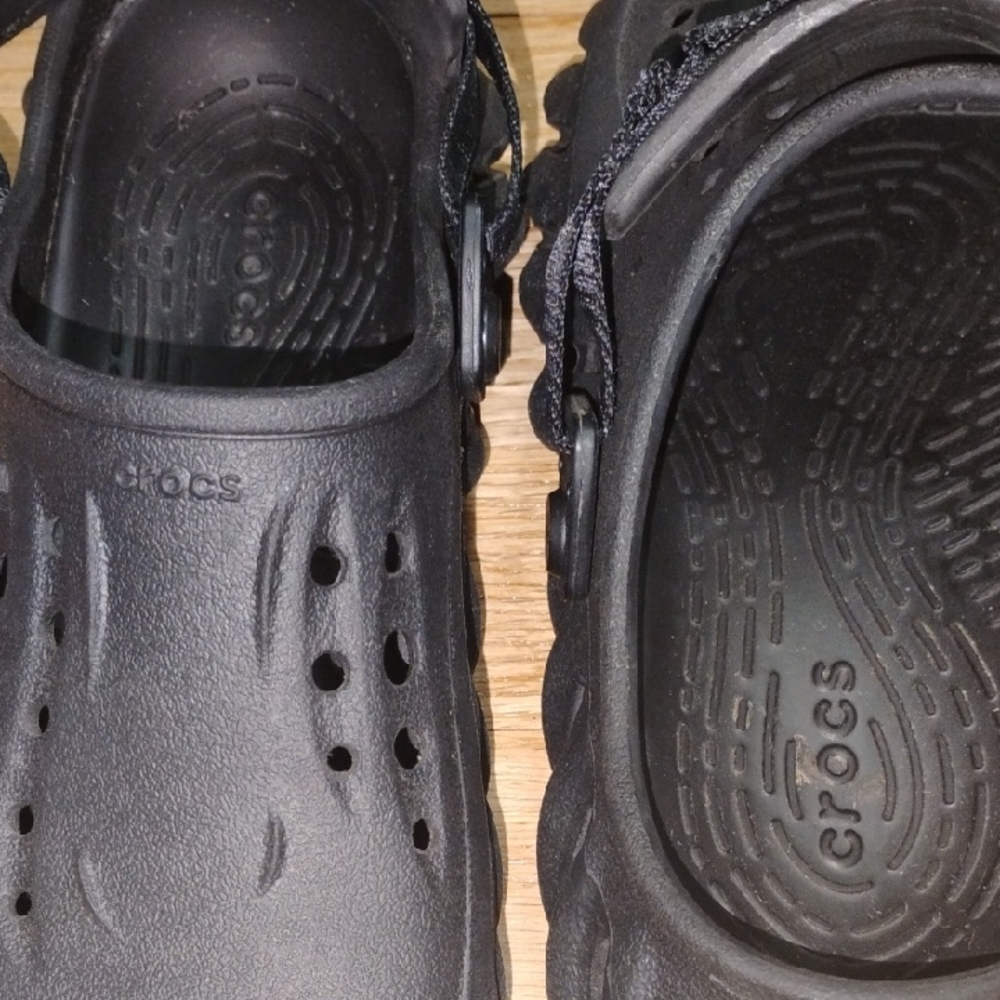 CROCS Echo Clogs - image 4